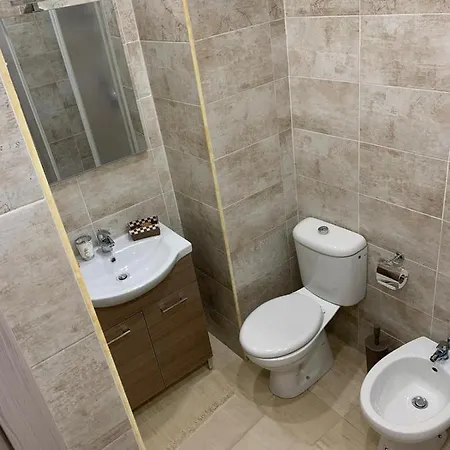 The House Porta Garibaldi Apartment Catania